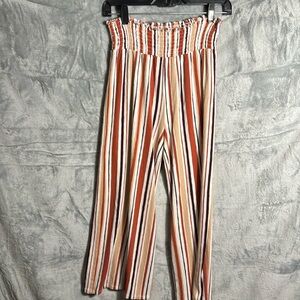 Love tree women’s capri wide leg striped stretch material Junior large